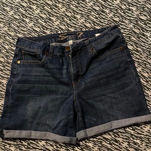 Seven 7 Weekend Rolled Jean shorts